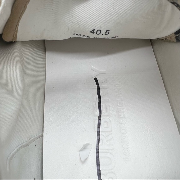 Burberry
Larkhall Vintage Check Canvas Sneakers - Picture 5 of 5